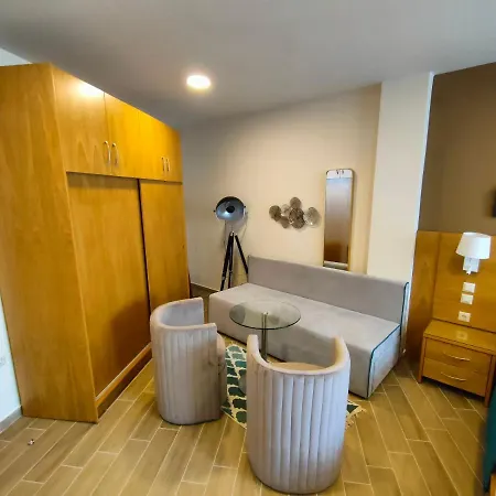 La Place De La Gare - New Subway Station Apartment *