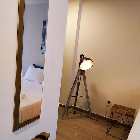 La Place De La Gare - New Subway Station Apartment *