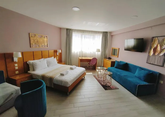 La Place De La Gare - New Subway Station Апартаменты *